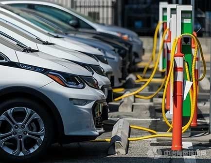 新能源汽車用氮化硅軸承球性能提升關鍵技術攻關