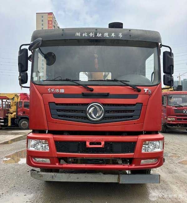 轉(zhuǎn)讓隨車吊東風(fēng)后八輪配徐工